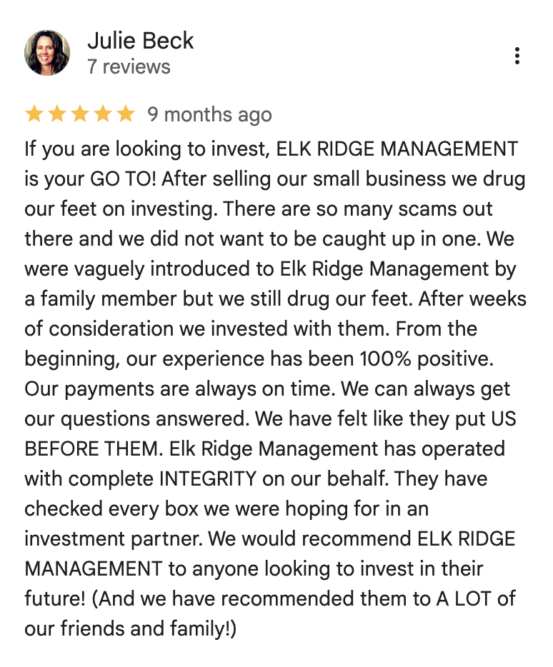 Screenshot of Julie Beck's five-star Google review for Elk Ridge Management